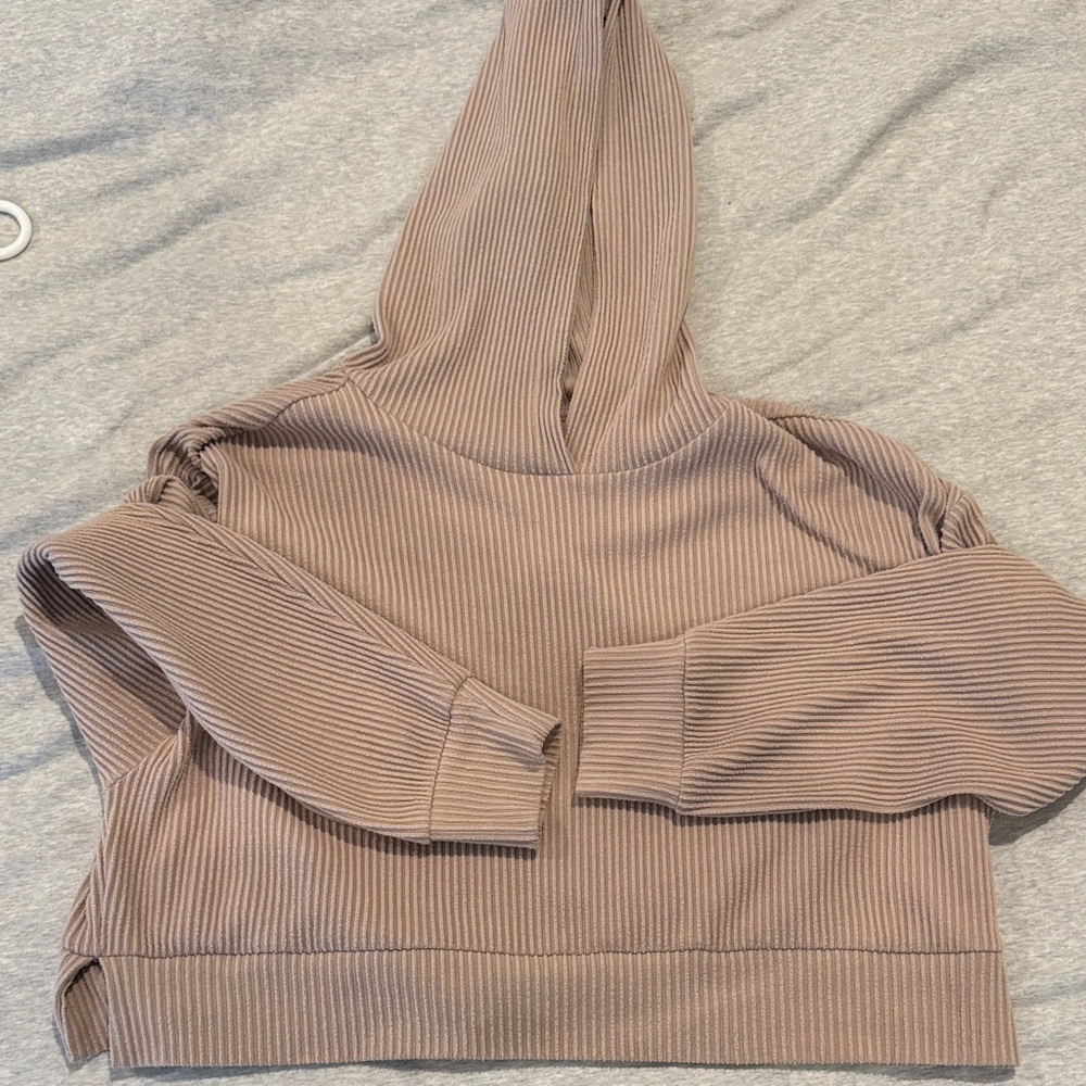 Alo taupe/pink muse sweatshirt. Size small.